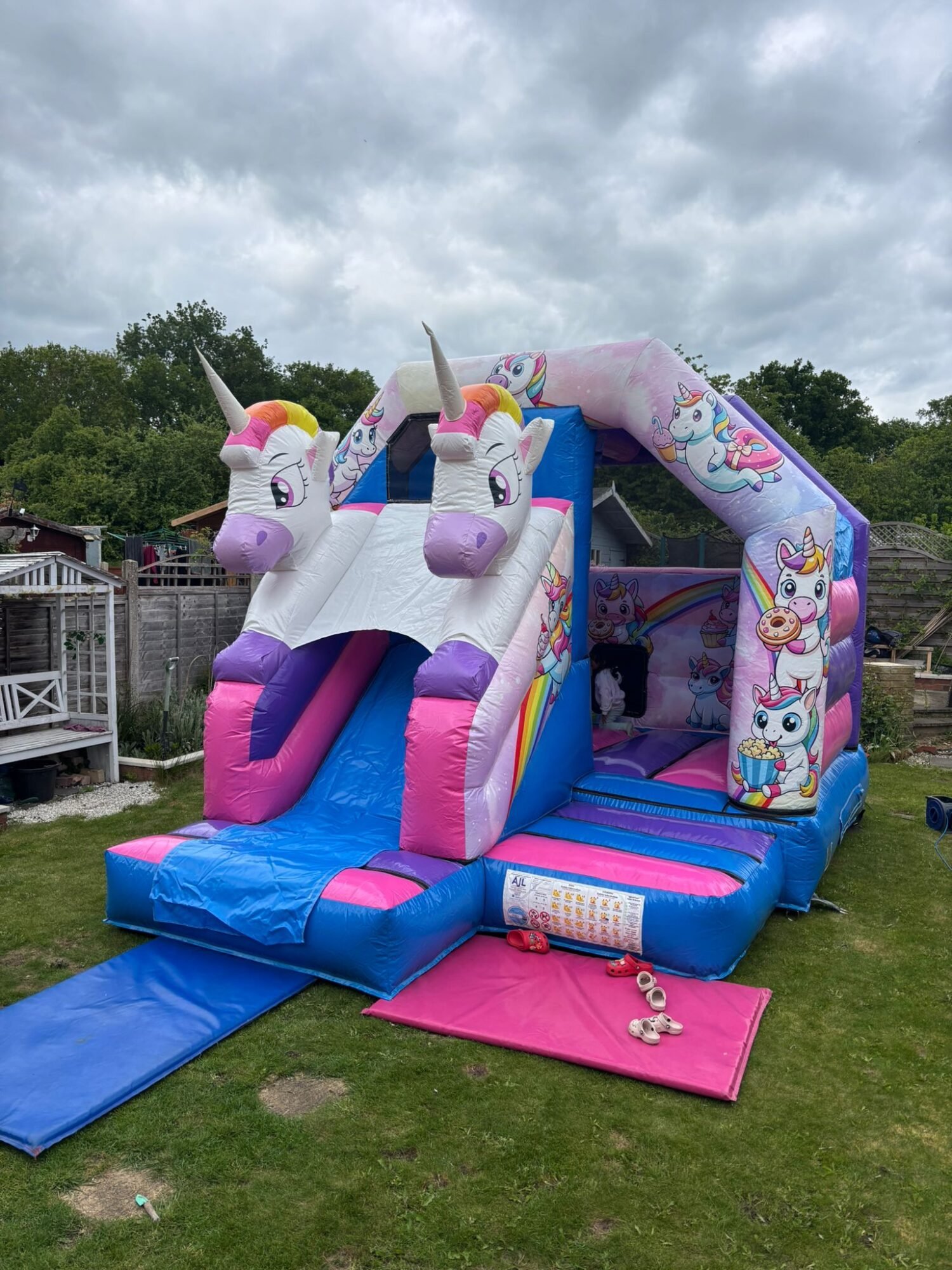 Unicorn Bounce and Slide – YMA Bouncy Custle