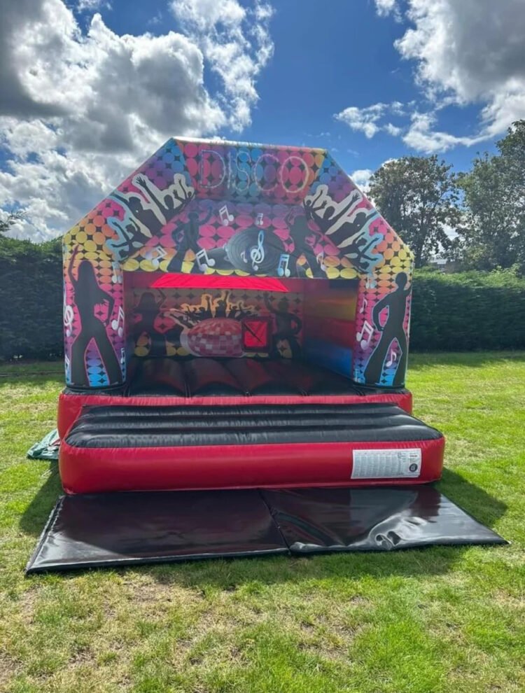 Obstacle Course Hire: Premium Entertainment for Large Events & Corporate Functions